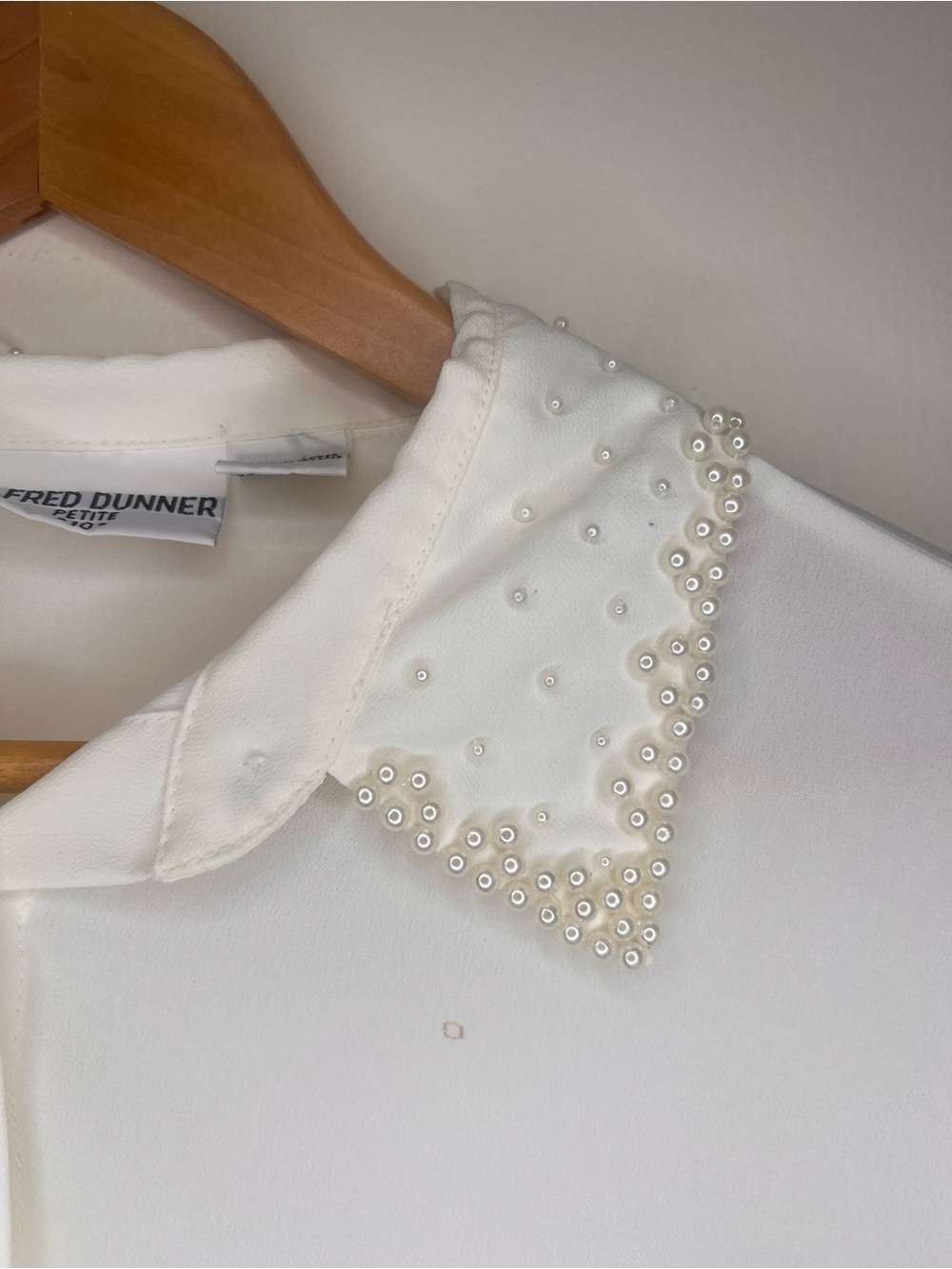 Alfred Dunner Petite Pearl Collar Blouse White Button Up Preppy Chic - Picture 5 of 11